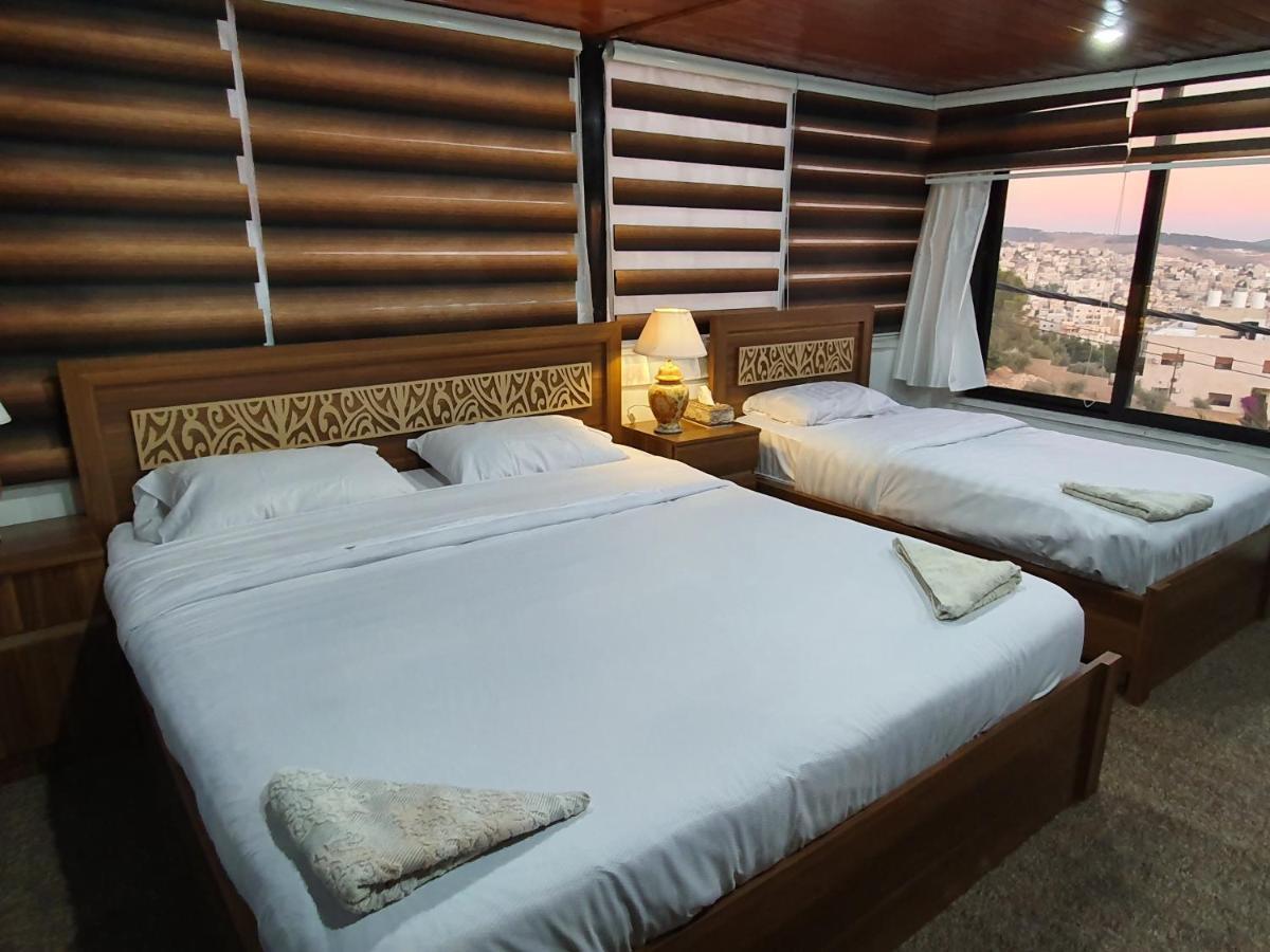 New Luxurious Modern Studio Apartment Jarash Bagian luar foto