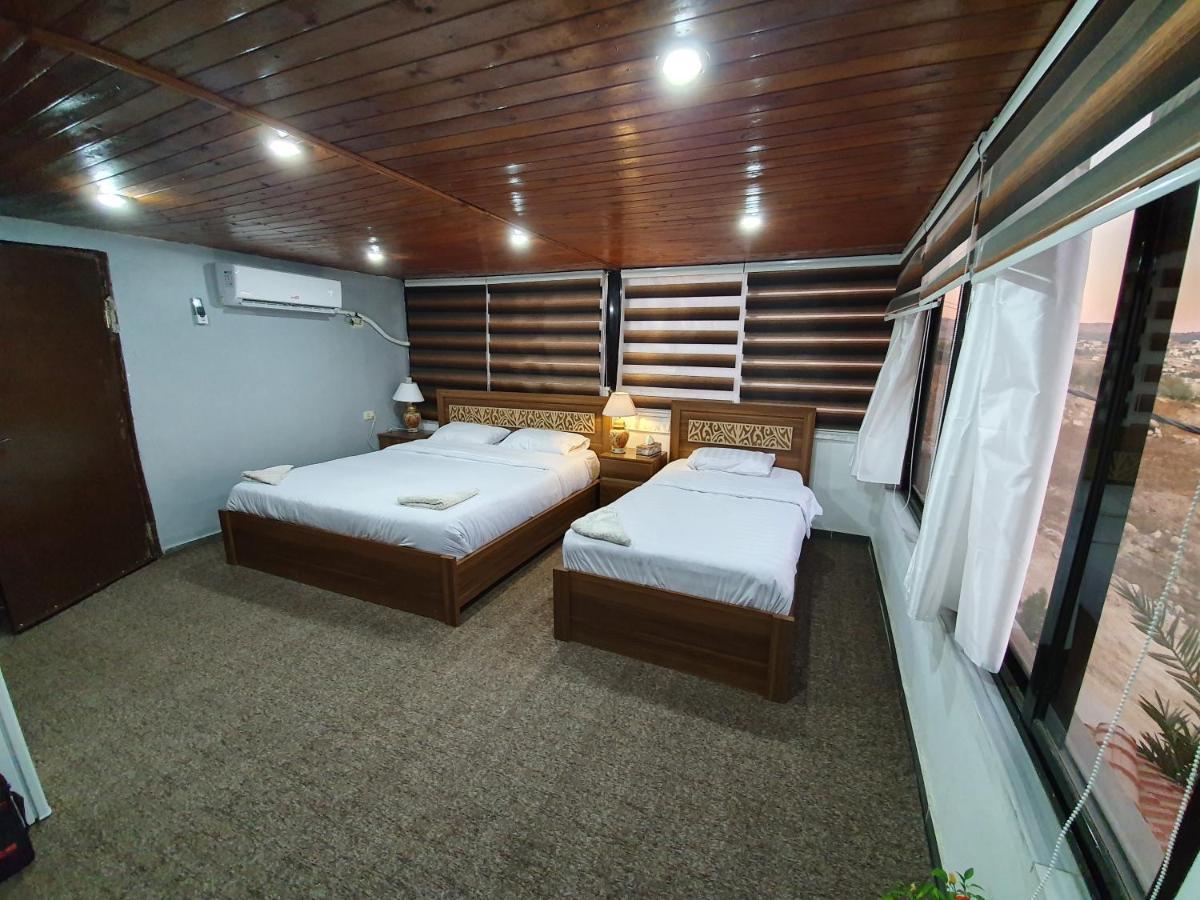 New Luxurious Modern Studio Apartment Jarash Bagian luar foto